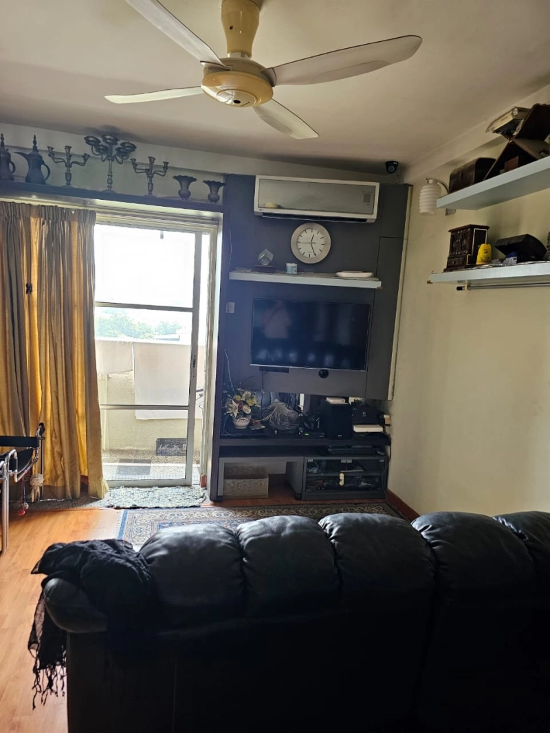 MAGNA VILLE CONDO SELAYANG, Actual, RENO, Facing HIGHWAY, Low Deposit