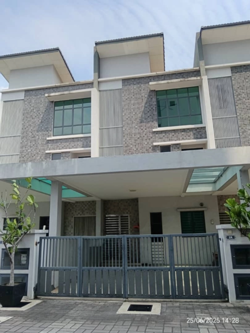 2½-Storey Terrace House @ Dutamas Residence, Bukit Mertajam