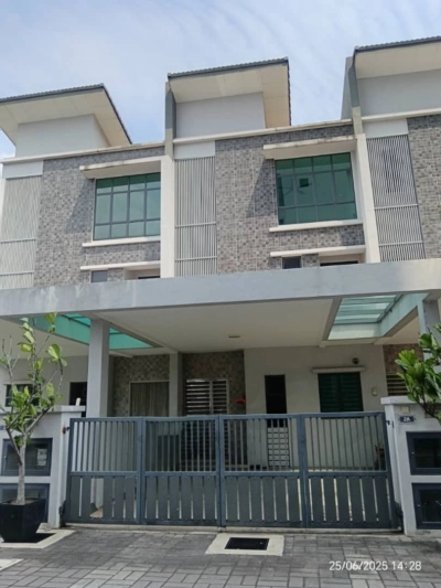 2½-Storey Terrace House @ Dutamas Residence, Bukit Mertajam
