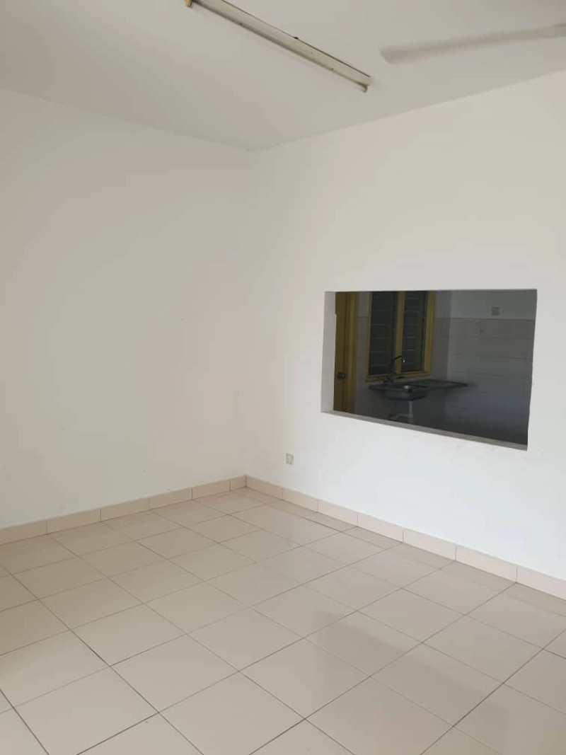 MELUR APARTMENT SENTUL, Actual, Well Keep, Near MRT, RM1k BOOKING
