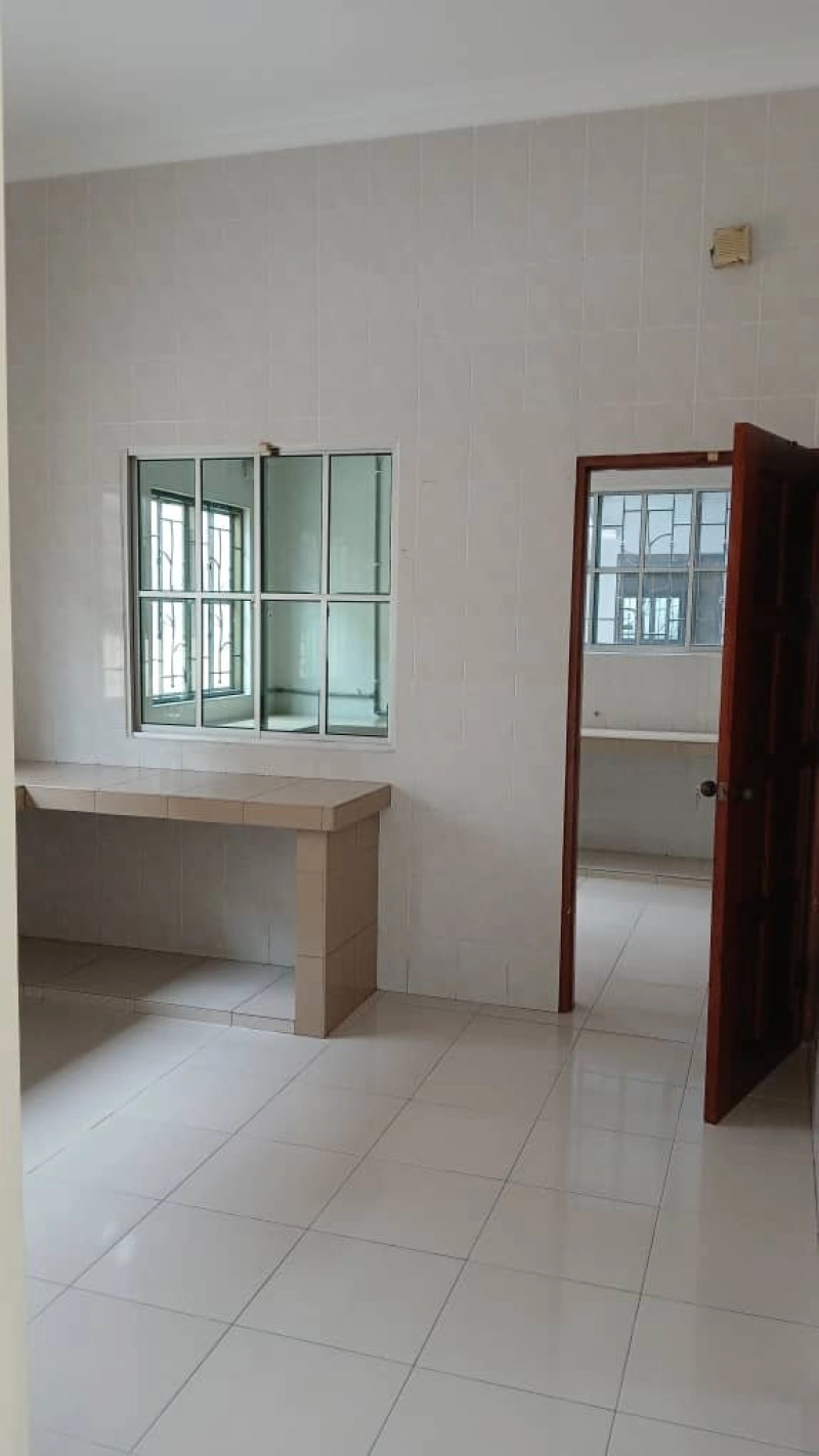 Bercham Single Storey Bungalow House for Sale