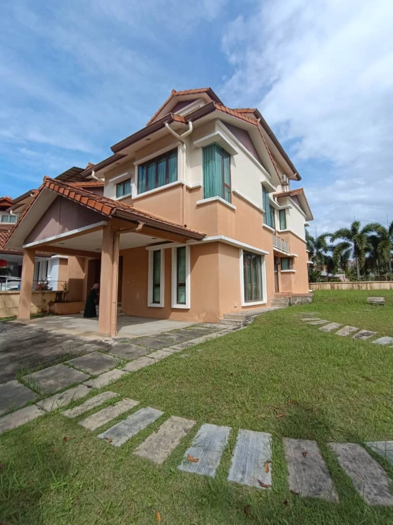 BUKIT RAHMAN PUTRA SUNGAI BULOH BUNGALOW