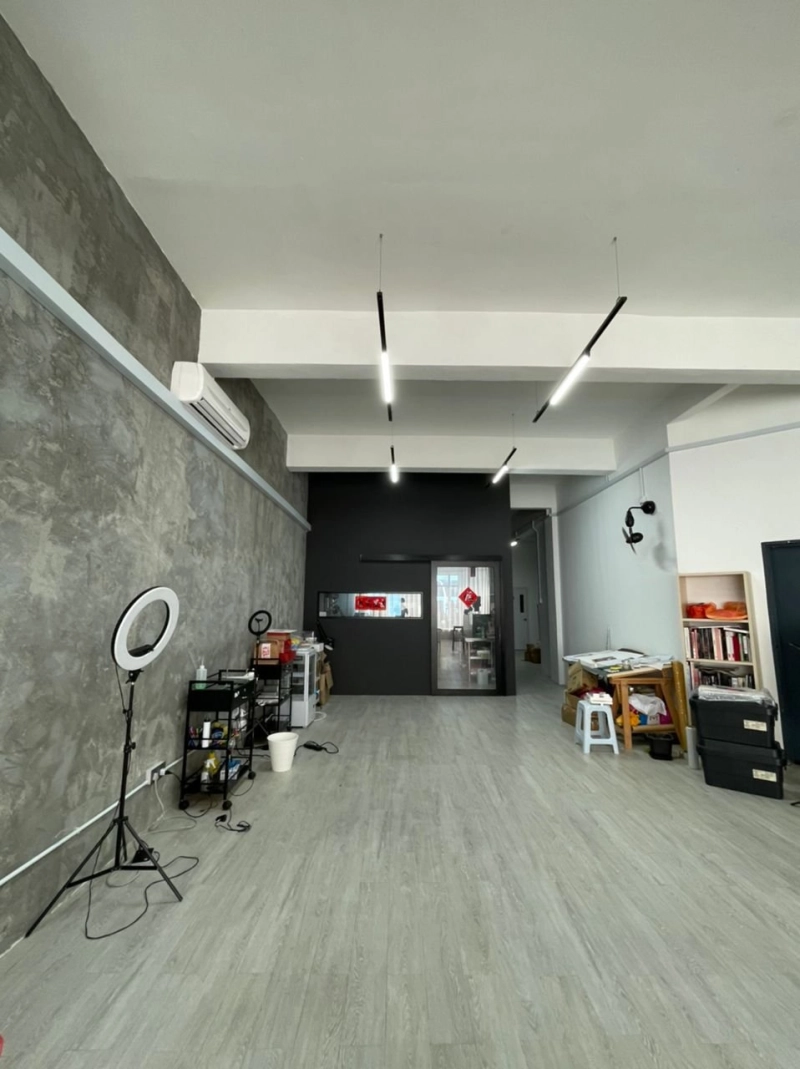 TAIPAN BUSINESS CENTRE SUBANG JAYA, Actual, Renovated, MOVE In Ready