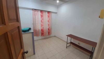 VISTA SAUJANA APARTMENT Kepong, Actual, Renovated, LOW DOWN Payment