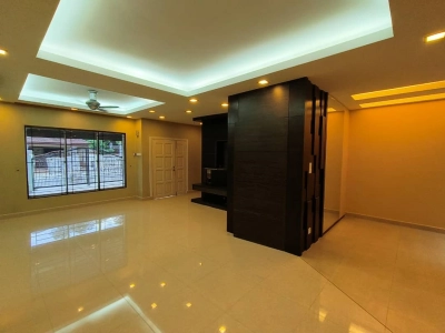 2.5 Storey SEMI-D ASCOTT HILL Bukit Rahman Putra, Actual, FULLY RENO