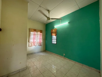 End lot 2 storey house - Bandar Puteri @ Klang - Ready Now