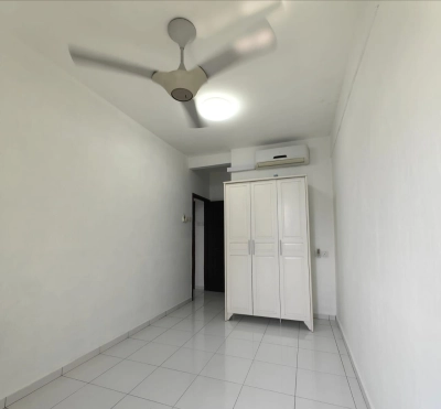 For Rent: Renovated & Well-Equipped Flat at Taman Tan Sri Yaacob