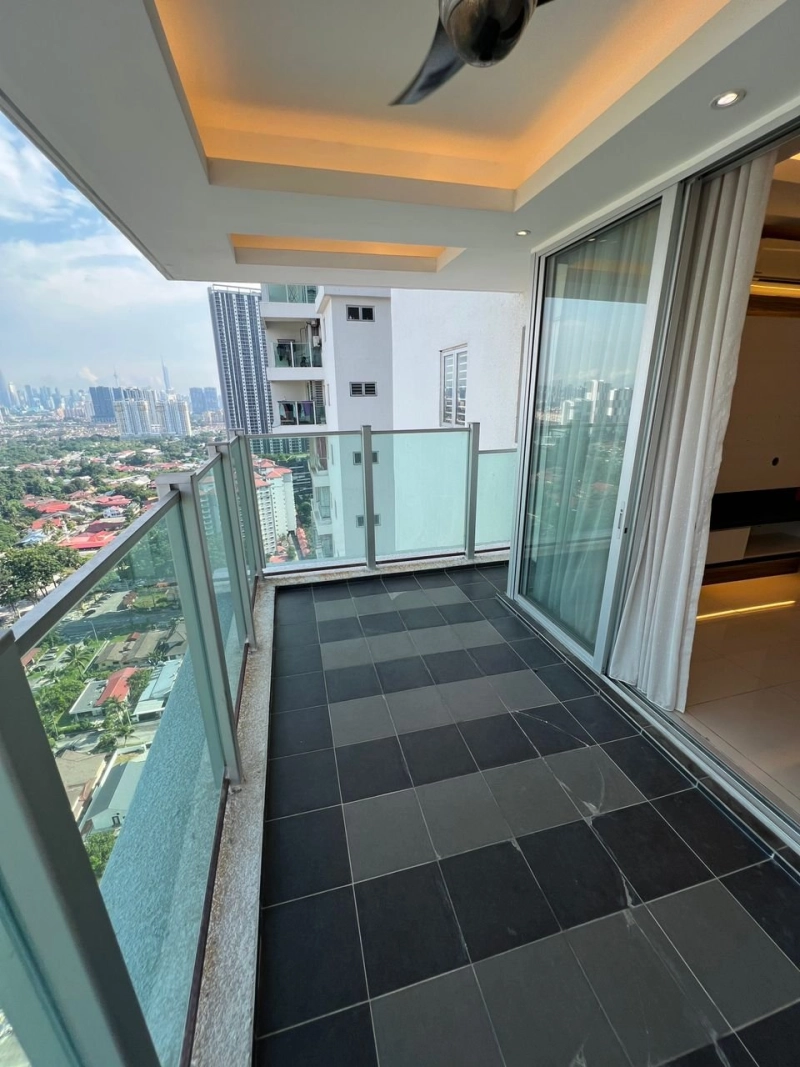 MAXIM CITYLIGHTS CONDO SENTUL FOR SALE