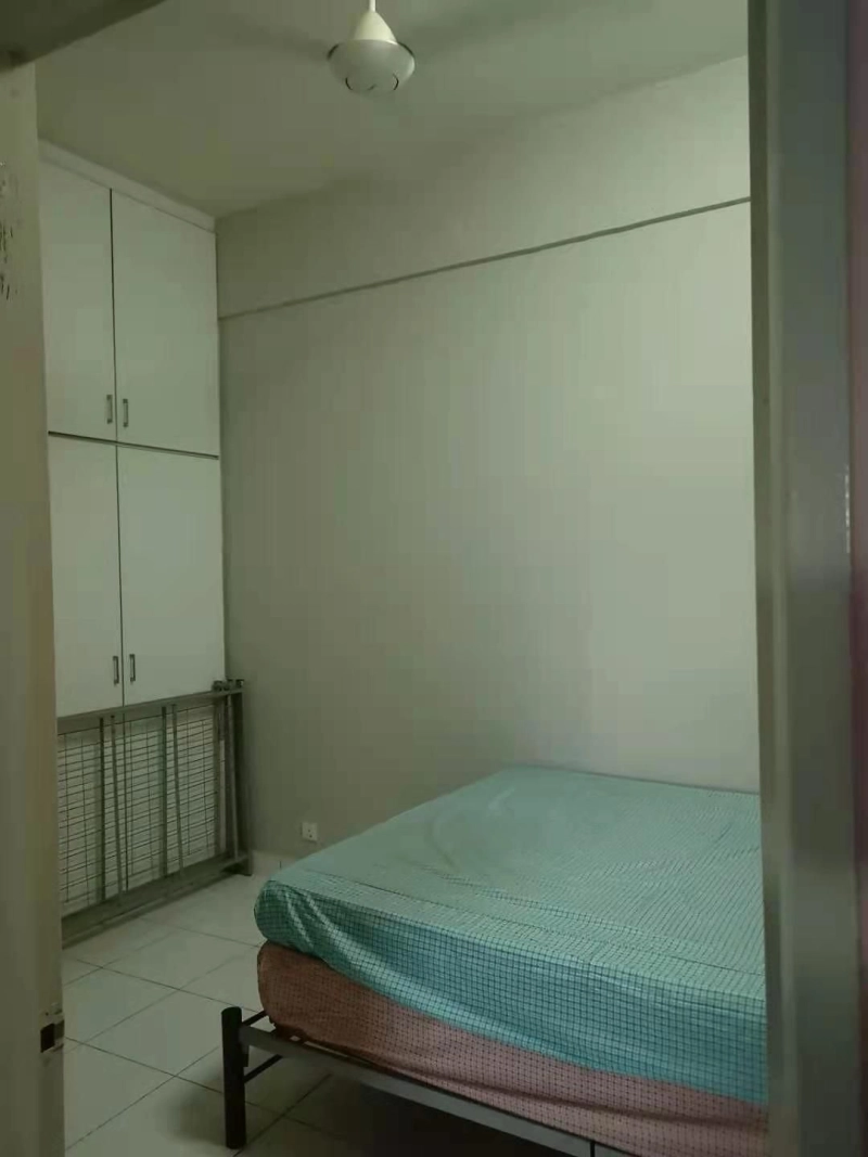 FIRST RESIDENCE KEPONG , Actual, RENOVATED, Unblock View, Low Deposit