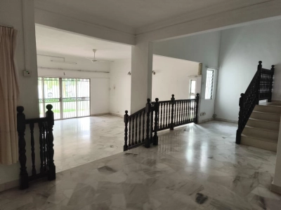 2 Storey DAMANSARA JAYA Seksyen 22, Actual, Partially Furnished, Move In Ready