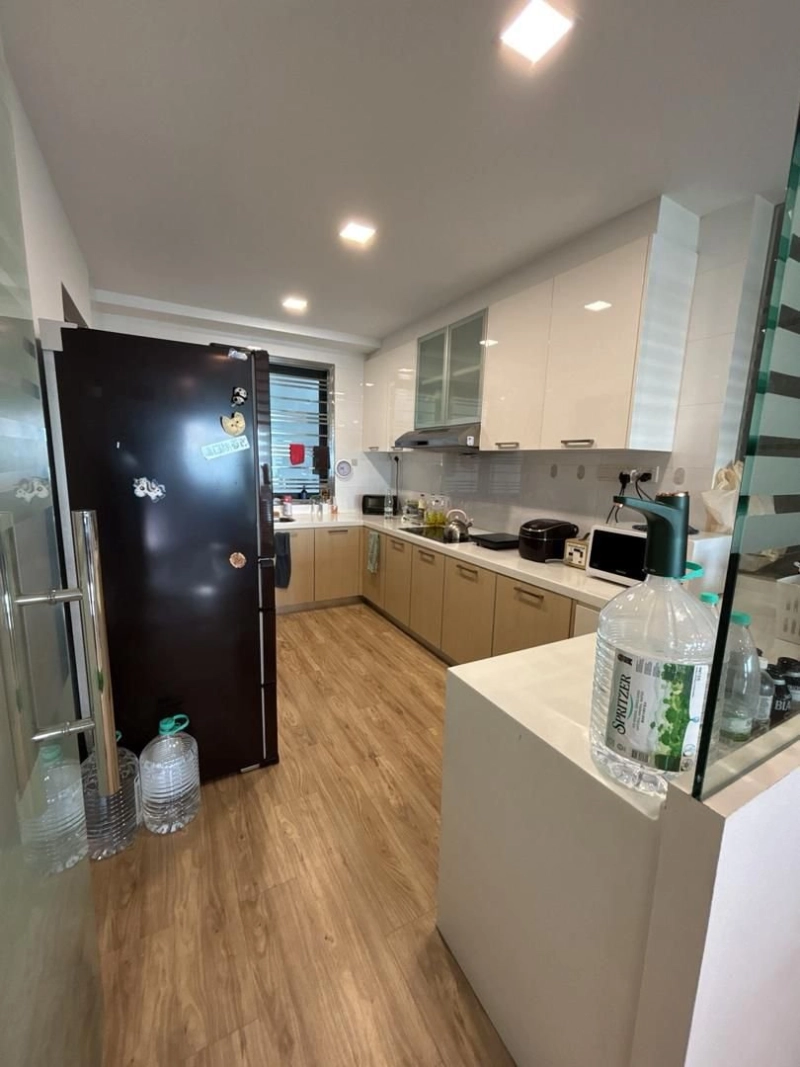 Molek Pine 4 Apartment at Taman Molek Johor