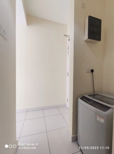 SUPER Location New Painting NEO DAMANSARA 421sf Partly 500m MRT, IKEA