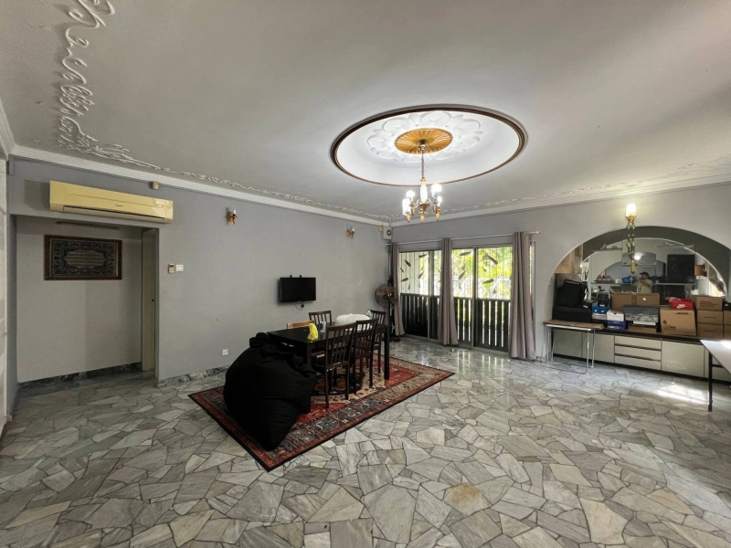 AMPANG JAYA TERRACE CORNER