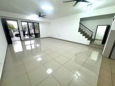 THE STRATA TOWNHOUSE BANDAR SERI PUTRA