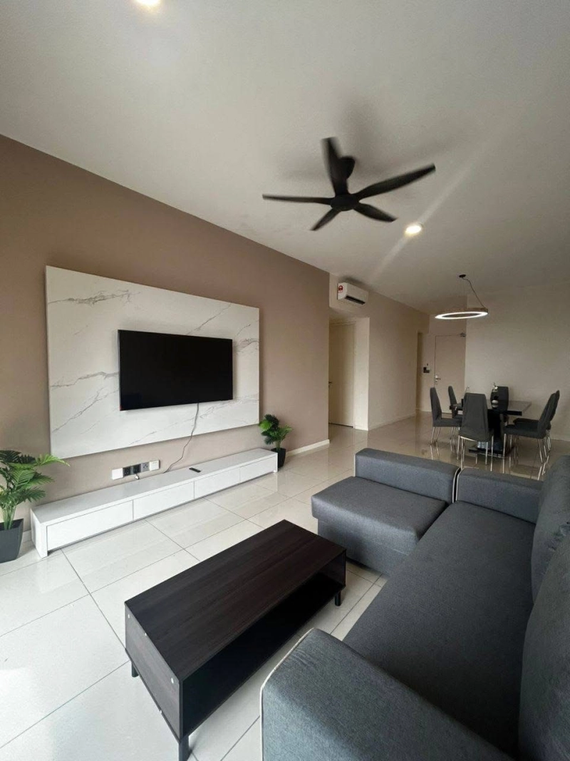 Duta Park Residence - Fully Furnished 2+1 Bedroom Condo with 2 Car Parks