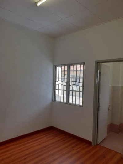 Renovated 2 storey house - Bandar Puteri @ Klang - Sale below bank value Rm142k