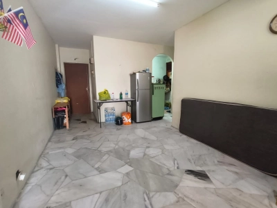 Greenview Apartment - Taman Pusat Kepong