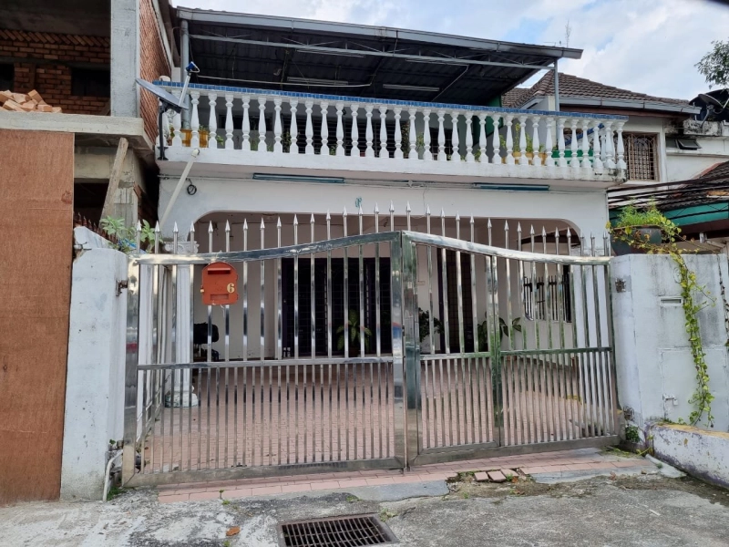2 storey house-Jinjang Selatan (Behind Bren Mall) @ Kuala Lumpur-Sale below bank value Rm80k