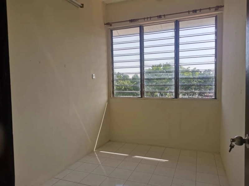 Taman Pulasan Flat (Bukit Minyak)
