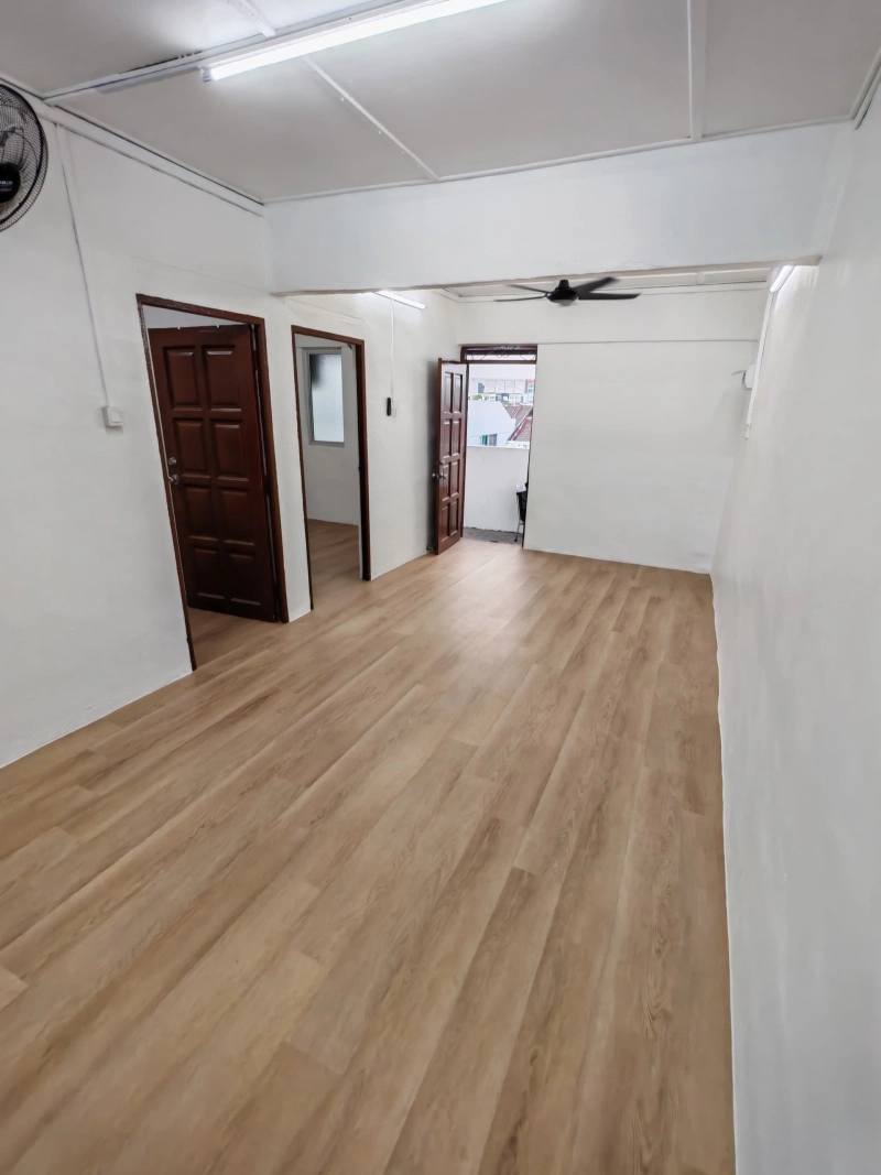 💥For Rent: Newly Renovated 2-Room TUTA Flat