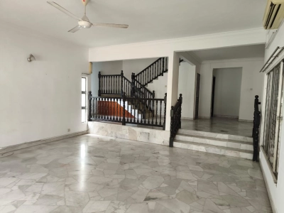 2 Storey DAMANSARA JAYA Seksyen 22, Actual, Partially Furnished, Move In Ready