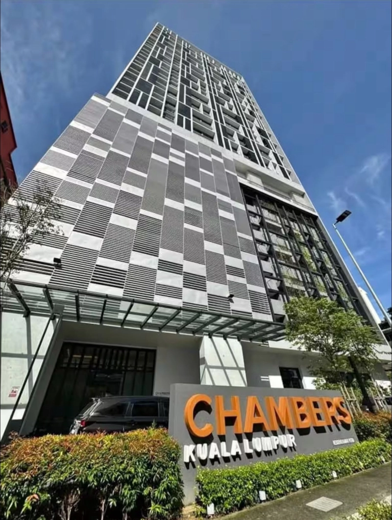 Chamber Luxury Suites  KLCC 1 Sitting 1 bedroom with bathroom 🚽 smart home 🏠 very comfortable 5 star ⭐️ review