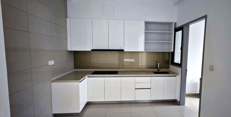 DAMANSARA SERESTA CONDO, Actual, Freehold, CORNER LOT, Low Deposit