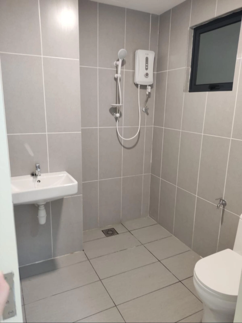 Fully furnished studio