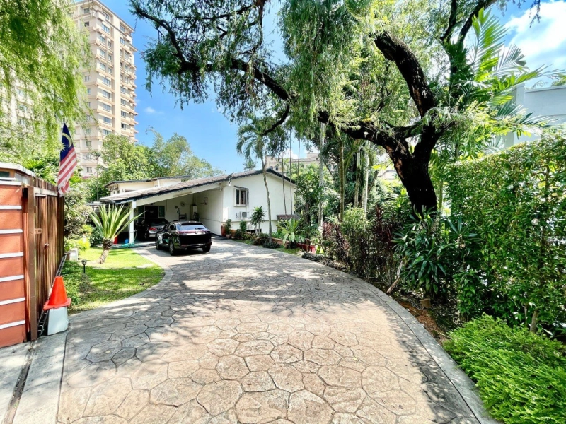 PETALING JAYA SEKSYEN 16 BUNGALOW