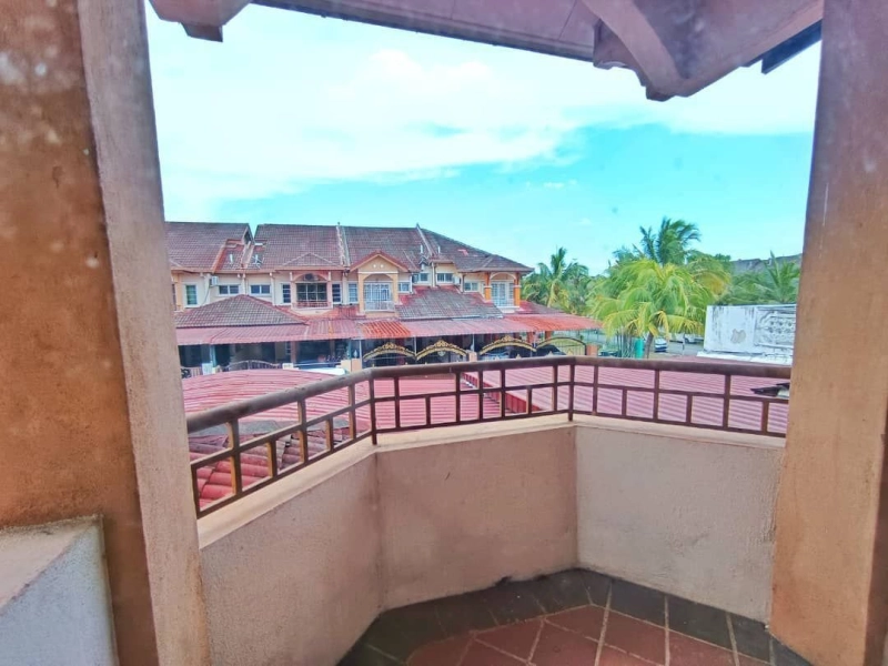 TAMAN WARISAN PUTERI RUMAH 2 TINGKAT FREEHOLD