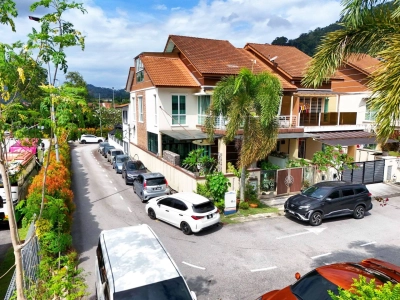 Ampang Saujana 2 Storey Semi Detached , Selangor FULLY RENOVATED CORNER