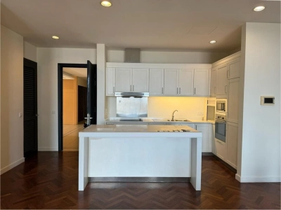 Quayside Seafront Resort Condominiums