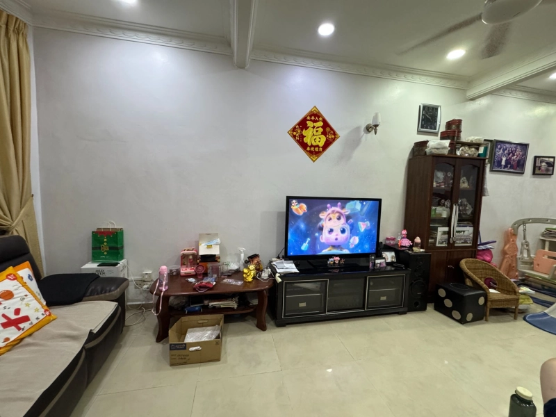 1 Storey SD4 Bandar Sri Damansara, Actual, Freehold, FULLY Extended, Near MRT, Low Deposit