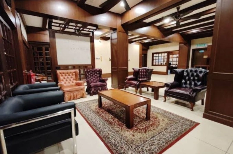 Established Hotel Building Brinchang Cameron Highland For Sale