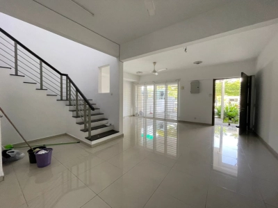 2stry Kajang TTDI Grove For Sale
