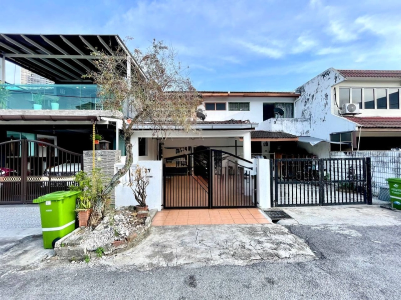 FACING OPEN & REFURBISHED UNIT | Double Storey Terrace Taman Sri Rampai Setapak Kuala Lumpur