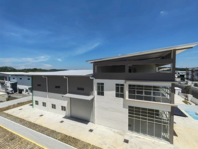 Kajang Semi-D Factory Warehouse