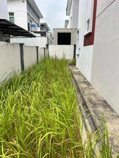 Double Storey Bungalow at   Taman Senawang Perdana