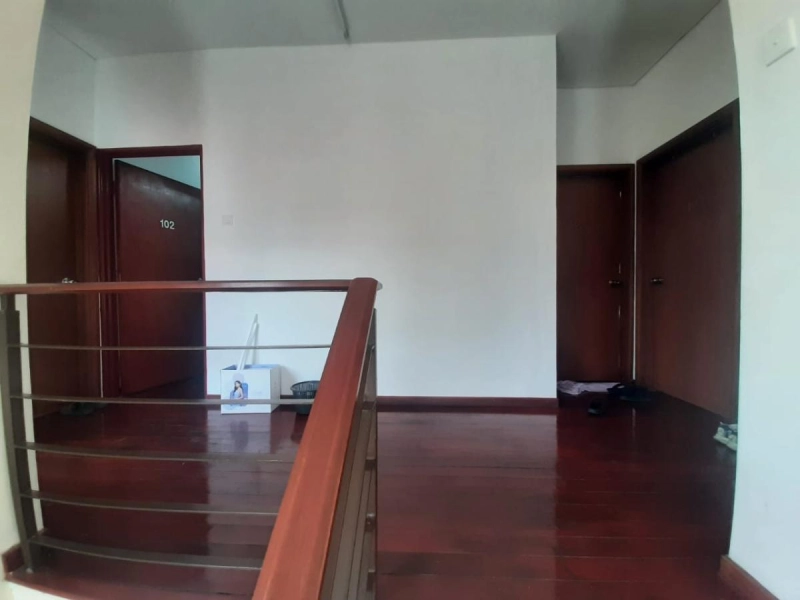 Room 102 RM700 @ Glenmarie Cove, Port Klang - Ready unit