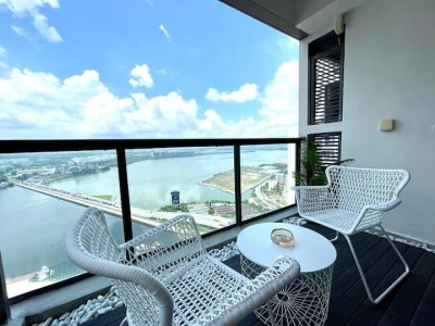2bedrooms + 2 Bathrooms @ R&F Princess Cove, JB/CIQ