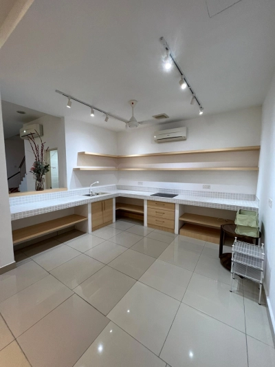 Perdana Residence 2, Selayang - 3sty House