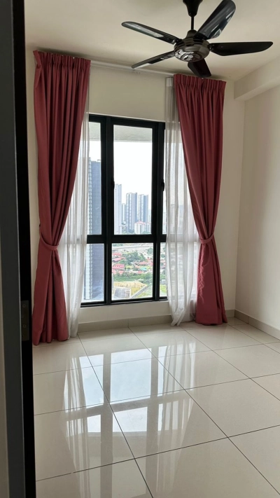 KL Traders Square Service Residence, Actual, Freehold, Reno, Low Deposit
