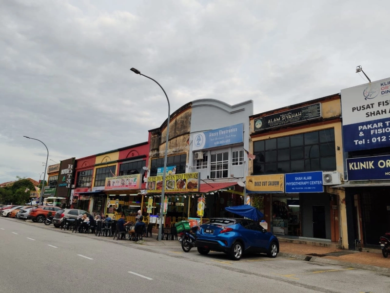 Shah Alam Seksyen 7 kedai 2 tingkat khas untuk Pembeli Bumiputra sahaja.