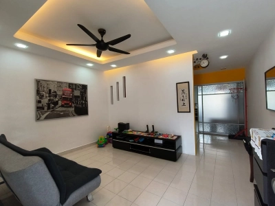 2 Storey TAMAN PINGGIRAN INDAH Batu Caves, Actual, FULLY Renovated, Low Deposit