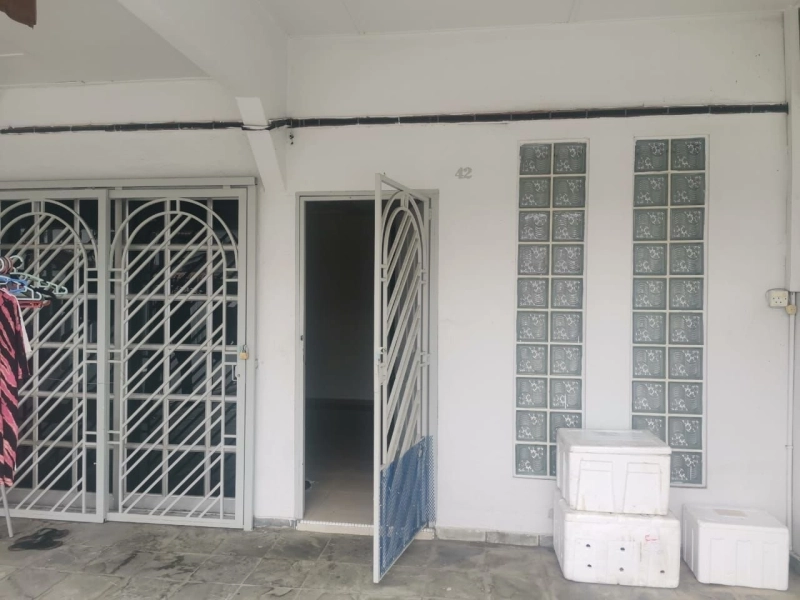 Taman Sentosa 4Bedrooms + 2Bathrooms