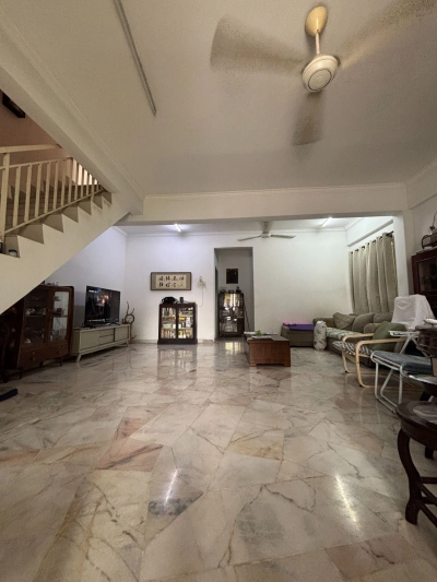 Big and Cheap Renovated Corner House Near Kota Kemuning/ Jalan Kebun/ Bukit Rimau