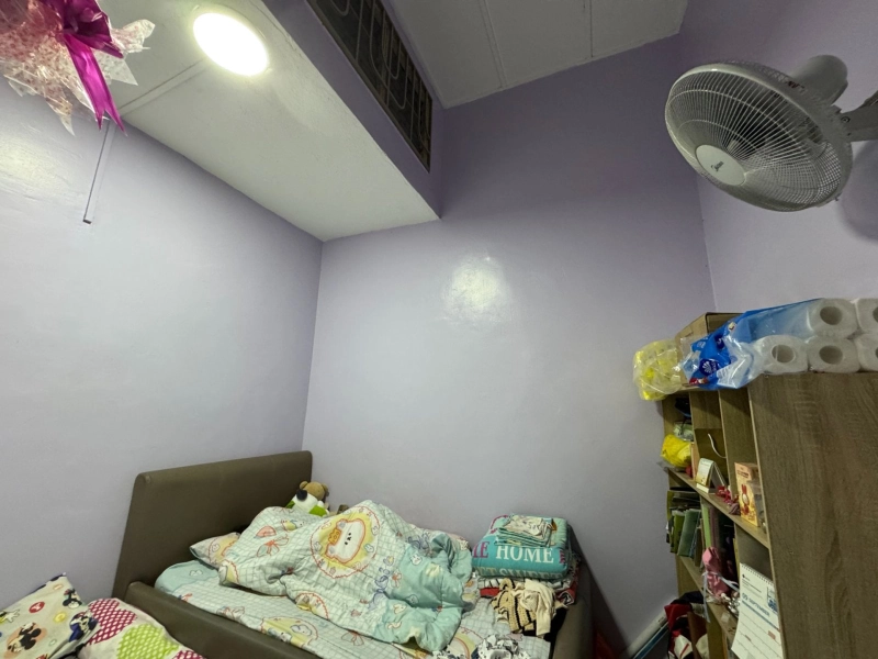 1 Storey SD4 Bandar Sri Damansara, Actual, Freehold, FULLY Extended, Near MRT, Low Deposit