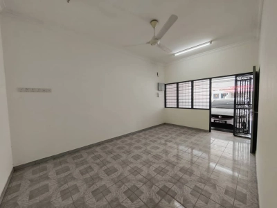 IPOH GARDEN SINGLE STOREY TERRACE HOUSE FOR SALE