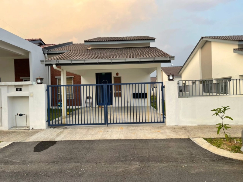 1 storey Semi-D House-Taman Iringan Bayu @ Seremban, Negeri Sembilan
