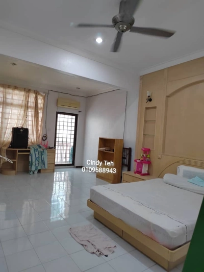 SUNGAI EMAS BATU FERRINGHI DOUBLE STOREY SEMI DETACHED